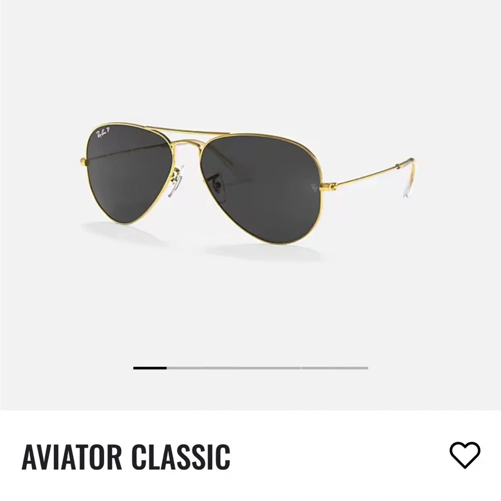 Gold Aviator Ray-Ban sunglasses